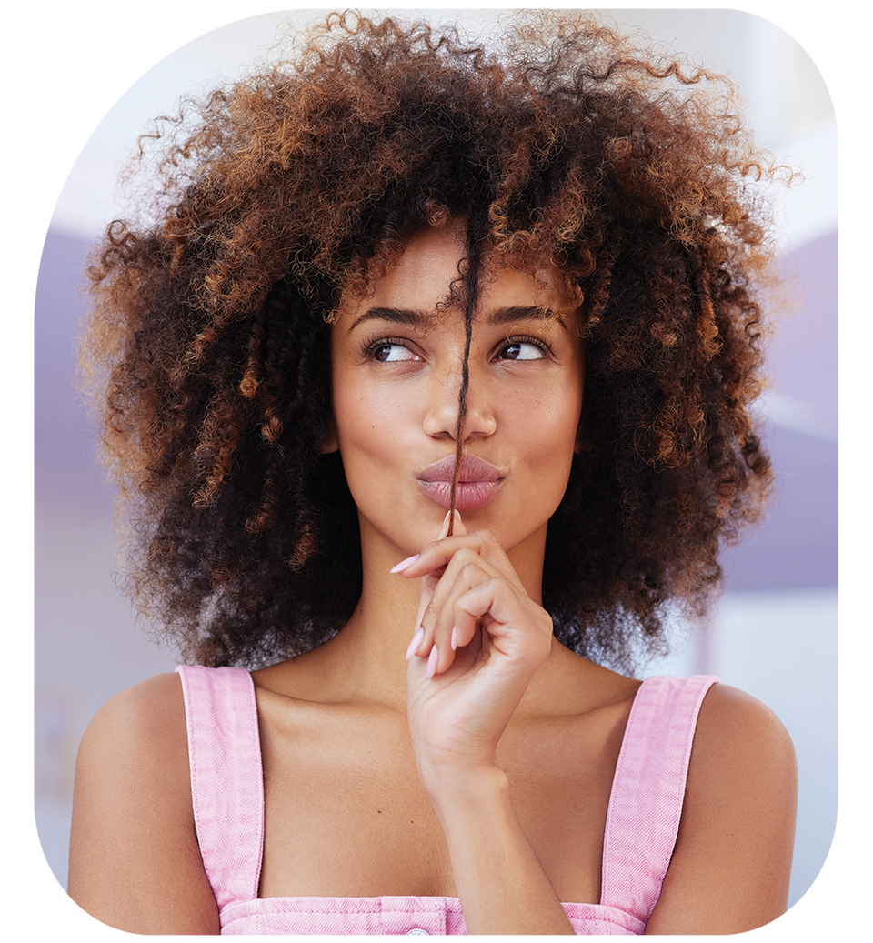 women with curl definition