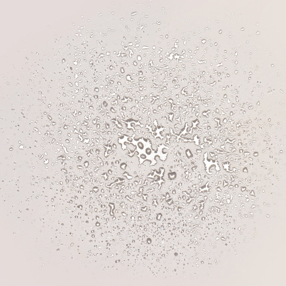 milk-shake-no-frizz-allowed-amazing-anti-humidity-spray-texture