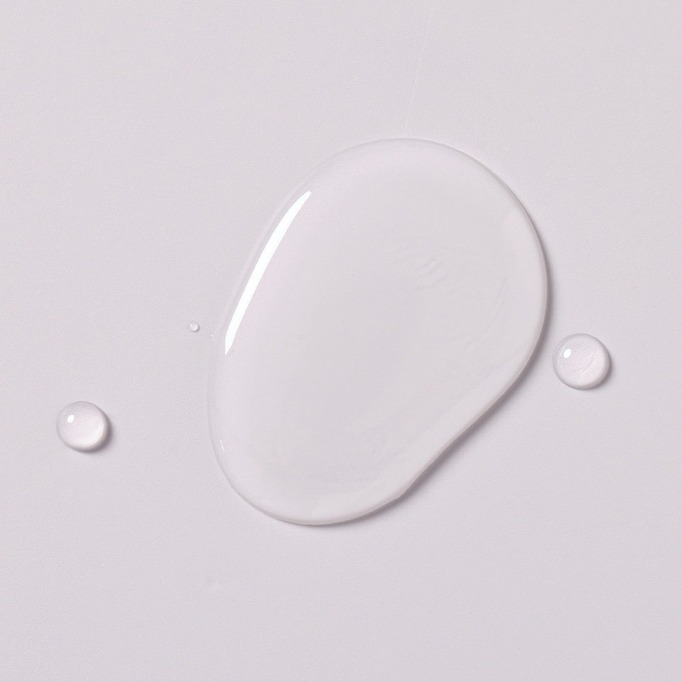 milk-shake-no-frizz-allowed-perfecting-glistening-rich-serum-texture